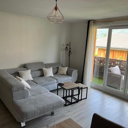 בונוויל Appartement Entre Lacs, Montagnes Et Stations De Ski מראה חיצוני תמונה