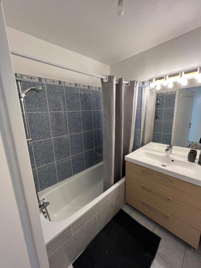 בונוויל Appartement Entre Lacs, Montagnes Et Stations De Ski מראה חיצוני תמונה