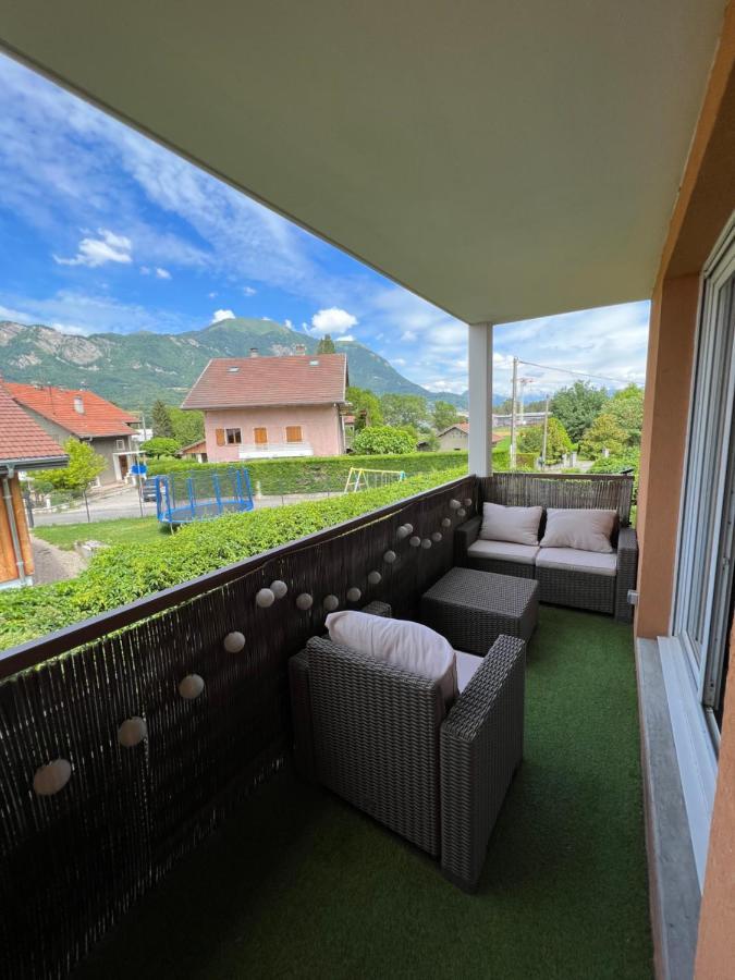 בונוויל Appartement Entre Lacs, Montagnes Et Stations De Ski מראה חיצוני תמונה